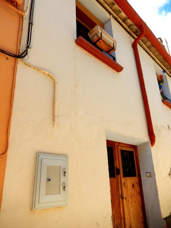 Casa Lugare Guest House Ayerbe Exterior photo